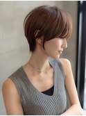 大人かわいい似合わせカットショートヘアシースルーバング小顔