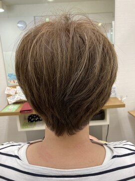 ベアーズ1 【50代】白髪ぼかし/ハイライト/白髪染め/脱白髪染め