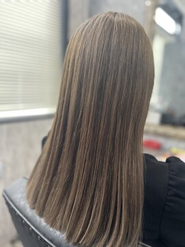 ライオット(RIOT) ミルクティーベージュ