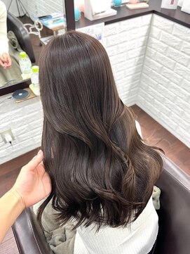 ラクシア(LucxiA) ブラウンカラー/透明感カラー/ショコラブラウン/くすみブラウン