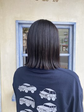 エイミーバイアフロート(amie by afloat) ぱっつん外はねロブ