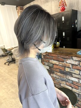 ルーナヘアー(LUNA hair) ショートウルフ バレイヤージュ レイヤーカットショートブリーチ