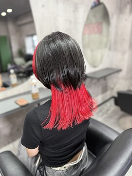 ノーン(NONE) ブラック×レッド【ウルフカット】