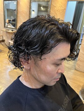 ディアス(DIAS) 【大人の色気】ラフに決まるスパイラルパーマスタイル