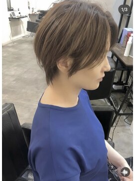 イマ(ima) 美フォルムハンサムショート