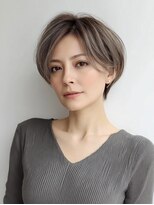 Heart's美人設計と白髪ぼかし専門店 青山表参道店 脱白髪染め/ショートヘア【ハーツ】&nbsp;白髪ぼかし脱白髪染め似合わせショートボブ40代50代60代