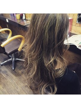 ユートピア(U topia) リアル外国人風グラッシュ(ユートピア渡辺サロンスタイル)