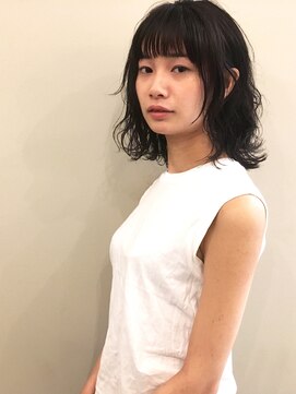 ヌース(NOUS) 黒髪×暗髪で表現するリッジを効かせたパーマヘア【天神/警固】