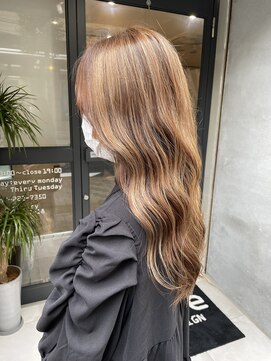スイート ヘアデザイン(Suite HAIR DESIGN) アッシュベージュ ハイライト ヨシンモリ