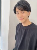 スーツ短髪ツーブロック束感モテる黒髪シークレットパーマ流行