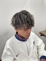 バイコーリング(By THE CALLiiiNG)&nbsp;ツイストスパイラルパーマ×ハイライト