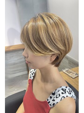 リーオオサカ(Lee Osaka) 【カット＋3Dカラー】明るめベージュ/新出奈津樹