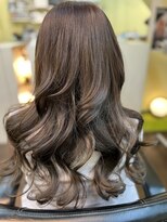 エムスリーディーミュゼステージ(M3D) ウエーブ仕上げ