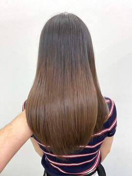 フュー 新小岩(few.) 黒髪/グレーベージュ/レイヤーロング/前髪パーマ[新小岩駅]