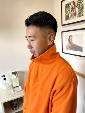 ジジ フィーカ 佐野(Gigi fika) スキンフェード