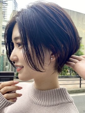 ハルキミナト ジャパン トウキョウ(HARUKI MINATO japan TOKYO) 30代40代50代耳かけショート前髪なしハンサムショートカット小顔