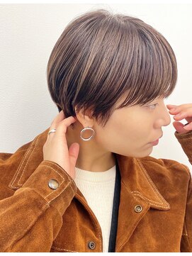 セイドット フクオカ(Say.FUKUOKA) Say.岩井　コンパクトマッシュショート×ハイライト×グレージュ