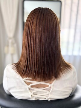 リリー(Rilie) ブリーチなしダブルカラー透明感オレンジブラウン/ミディアム