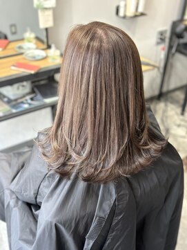 エスト 小倉(est) 結べるレイヤーカット/ハイライト×ベージュブラウンカラー