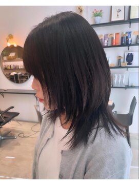 エスデザイン(es design) ハッシュカット×トーンダウン