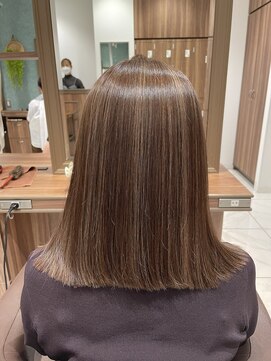 アッシュ 茗荷谷店(Ash) 白髪ぼかしハイライト