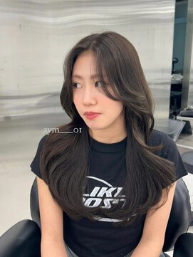 ウルスバイバレット 銀座(Urus by VALETTE) 中韓ミックスレイヤー×オリーブグレージュ