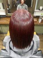 エムエーヘアースタジオ(M/A hair studio.)&nbsp;ワインレッド◎切りっぱなし