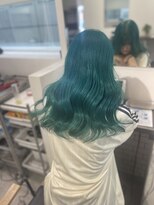 カラ ヘアーサロン(Kala Hair Salon)&nbsp;ブルー×グリーン