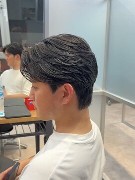 ジーナ 天神(Zina) 【Zina】メンズ/韓国/センターパート/縮毛矯正/福岡/天神/大名