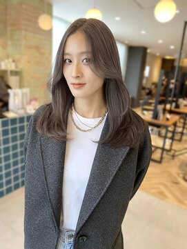 グレージュカラー