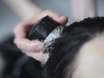 ヒラリー(Hillary)の写真/【marbb導入】洗うだけで理想の髪質へ♪スパやカラー・パーマの仕上がりを格上げする魔法のバブルを体感!