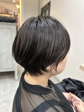 レト 梅田店(LETO) セクシー黒髪ショート