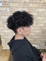 ラフヘアー(LAF hair)&nbsp;スペインカール メンズパーマ 2ブロック
