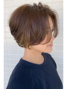 オーシャン(Ocean) [OCEAN Hair&Life藤原純]ハンサムショートボブ×インナーカラ-☆