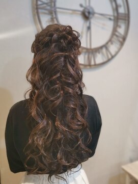 ヘアセットサロン ミント(Hair set salon MINT) ルーズハーフアップ