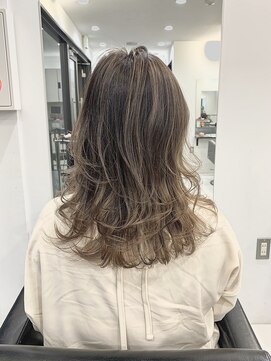 ステアケース 武蔵小杉店(stair:case) 武蔵小杉脱白髪染めバレイヤージュ20代30代40代髪型