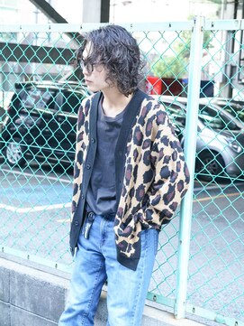 クラスコウベ 三宮店(Krass kobe) MEN’S HAIR波巻きミディアム【上野　竜司】