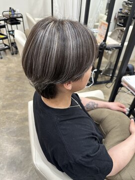 ロアール 大垣店(LOAOL) ホワイトハイライト