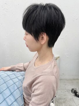 ロミー 本厚木(ROMMY.) ベリーショート小顔カット骨格補正前髪ありマッシュショート