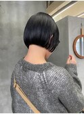ボブ　黒髪ボブ　パッツン　顎上ボブ　ミニボブ