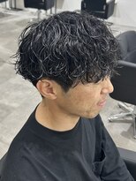 ヒュイル バイ ニアウ(Hwyl by Niau) メンズカットパーママッシュ波巻きスパイラルパーマツイスト