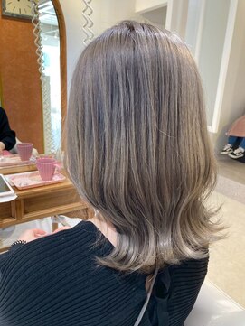 スペックホルダーミミ(Spec Holder mimi) 透明感シルバーグレージュ