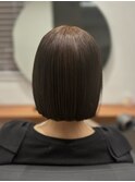 マットベージュ×ぱつっとボブ［高倉］