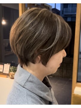 シカタ シーカ 鎌倉(CICATA/ShIKA.) カット/ハイライト/トリートメント