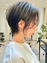 ビュートヨナカ(VIEW TOYONAKA)&nbsp;【３０代４０代５０代】大人女性大人気くびれショート/黒髪