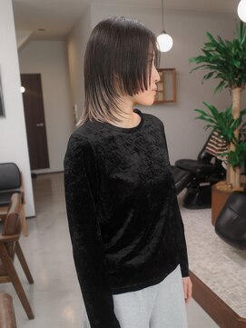 ギア(GHIA) 顔まわり切りっぱウルフ