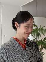 オーラ(ora)&nbsp;【卒業式ヘア】袴に似合うシンプルシニヨン♪