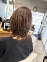 リル おもろまち店(Lille)&nbsp;Lille那覇おもろまち/ミディアムレイヤー/ひし形/30・40代ヘア