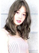 ヘアサロン ガリカ 表参道(hair salon Gallica)&nbsp;☆ マットグレージュ＆毛束感 ☆ 無造作medium デザインカラー☆