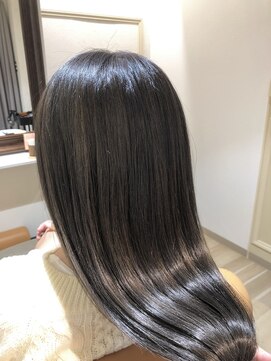 トゥーリ 筑紫野店(tuuli) tuuli筑紫野 ダークグレー 八谷昌直